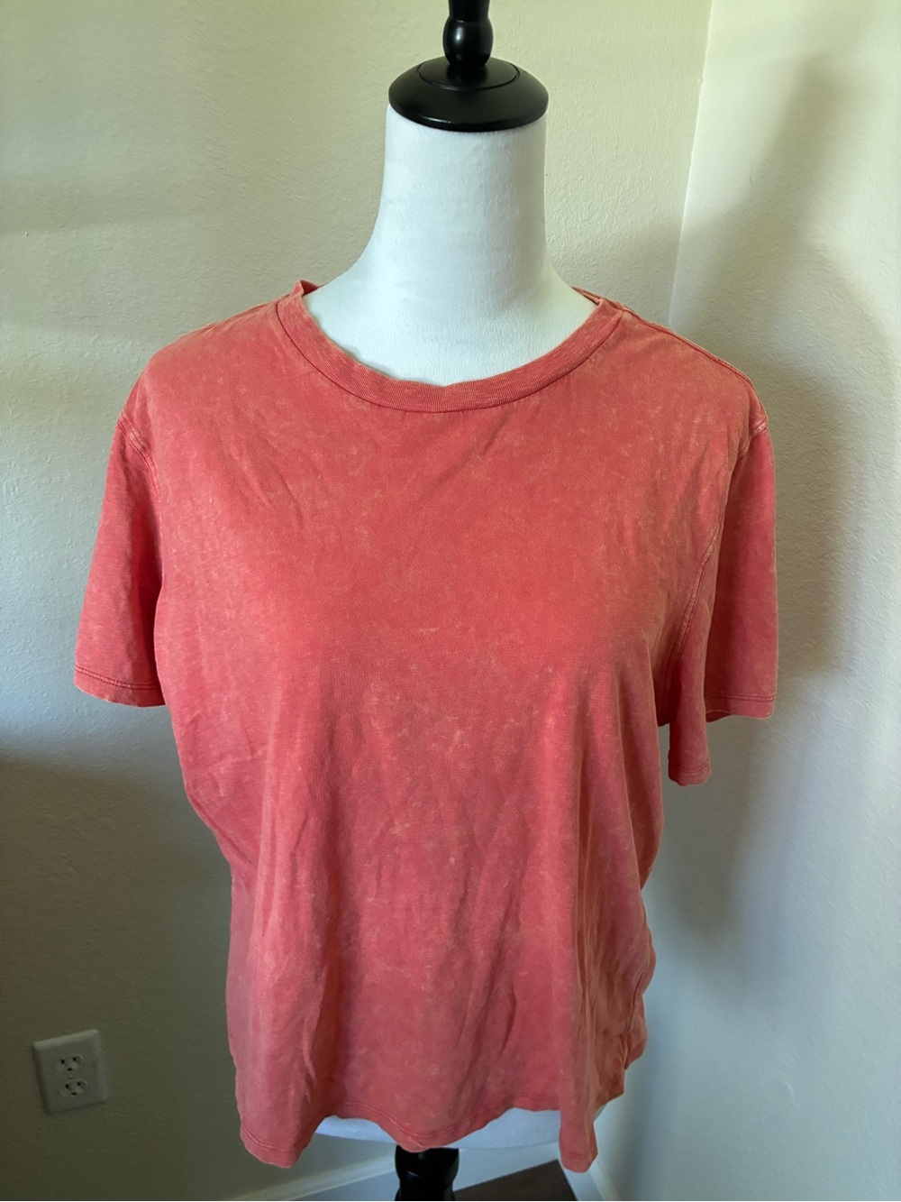 aerie faded coral crew neck tee
